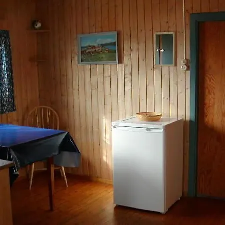 Charming Ski-in Access And Pet Friendly Nyaraló *
