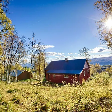 Charming Ski-in Access And Pet Friendly *